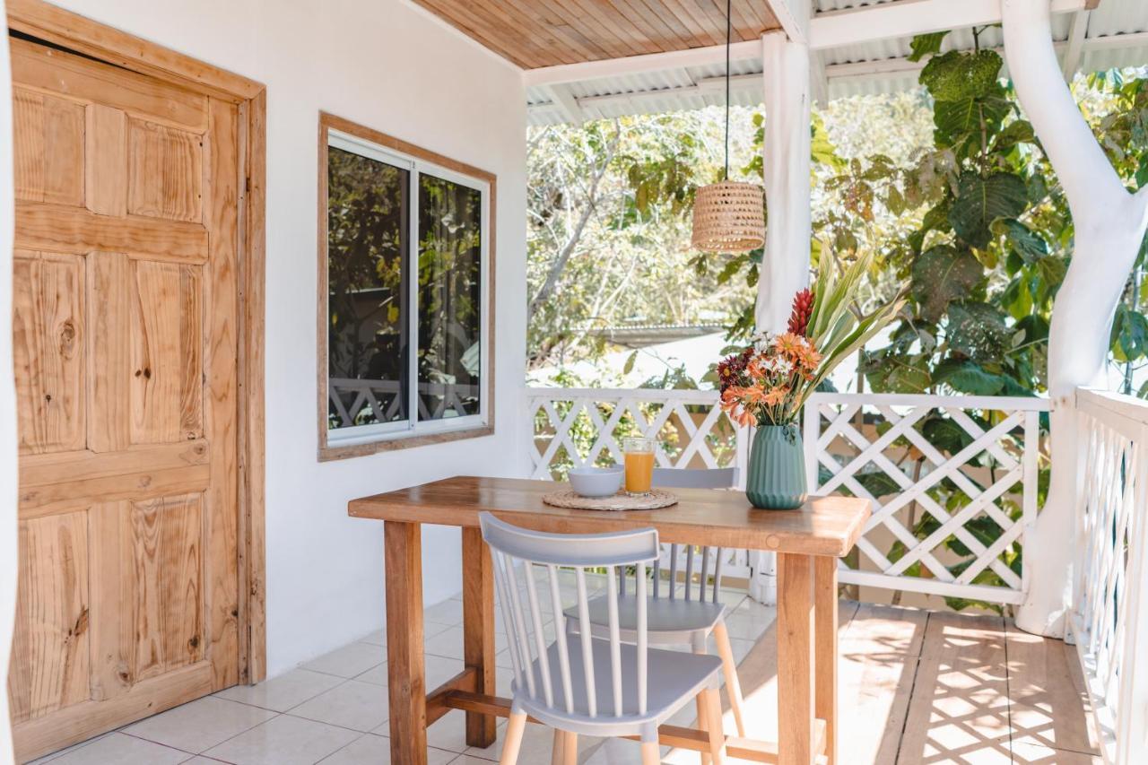 Cuatro Vientos Lodge & Apartments - Mal Pais, Costa Rica Playa Santa Teresa  Εξωτερικό φωτογραφία