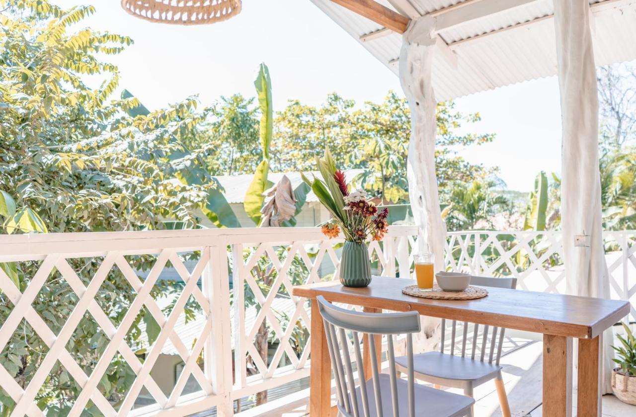 Cuatro Vientos Lodge & Apartments - Mal Pais, Costa Rica Playa Santa Teresa  Εξωτερικό φωτογραφία