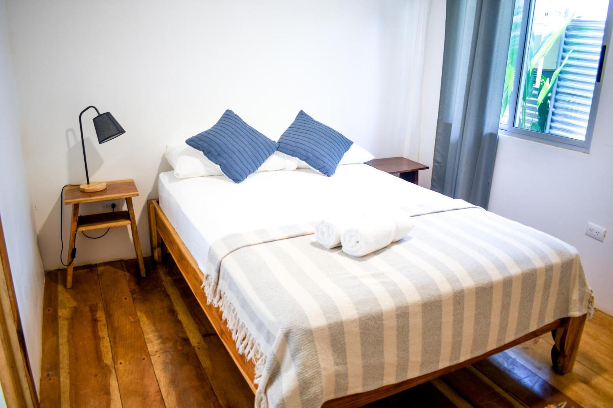 Cuatro Vientos Lodge & Apartments - Mal Pais, Costa Rica Playa Santa Teresa  Εξωτερικό φωτογραφία