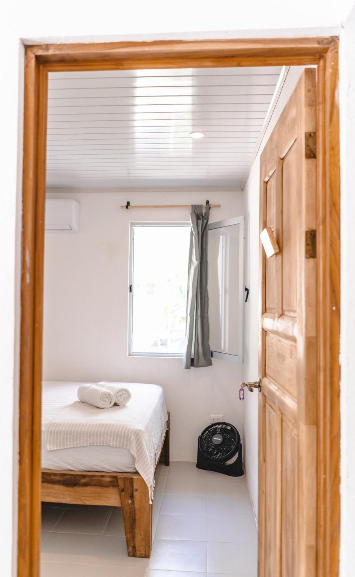 Cuatro Vientos Lodge & Apartments - Mal Pais, Costa Rica Playa Santa Teresa  Δωμάτιο φωτογραφία